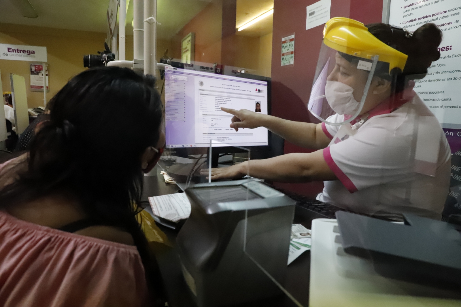 La gente que no se identifica como hombre o mujer quiere visibilizarse