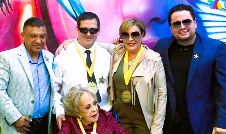 Silvia Pinal fue reconocida por su gran trayectoria. Foto: Captura de pantalla Ventaneando