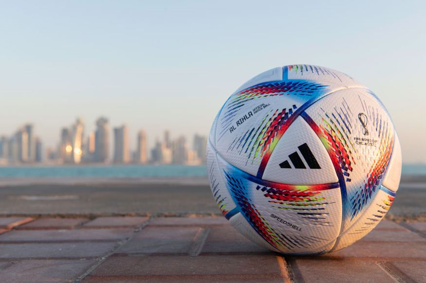 Al Rihla presenta una nueva forma distinta a balones usados en anteriores mundiales