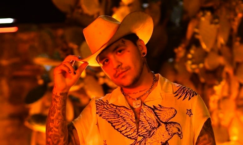 Christian Nodal ha generado una buena fortuna a su corta edad. Foto: Especial