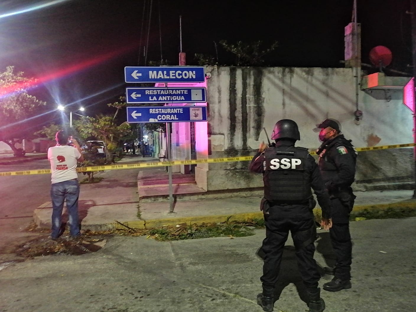Los oficiales dieron con un narcomenudista y lo arrestaron