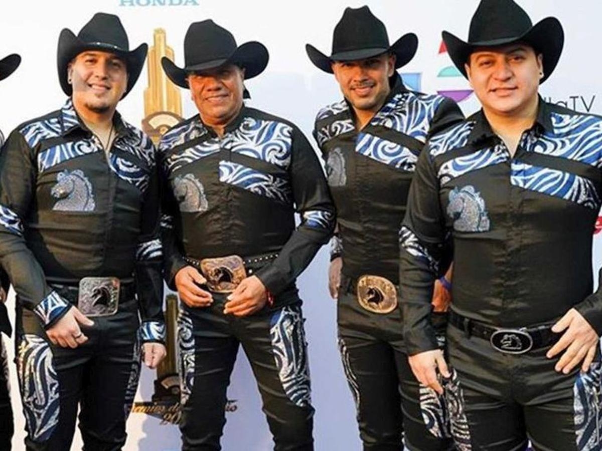 Esta fue el gran éxito que lanzaría a la fama al emblemático grupo Bronco Esta fue el gran éxito que lanzaría a la fama al emblemático grupo Bronco