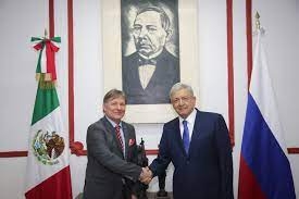 El agregado militar de la embajada, Alexey Derevyankin, celebró que el gobierno mexicano se opusiera a enviar armas a Ucrania