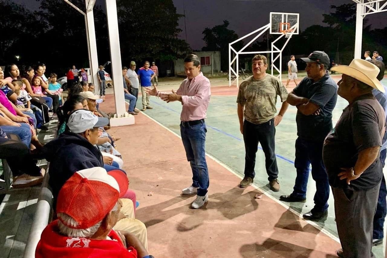 Recursos por adquisiciones, arrendamiento y obra pública no pasaron por licitación de concursantes