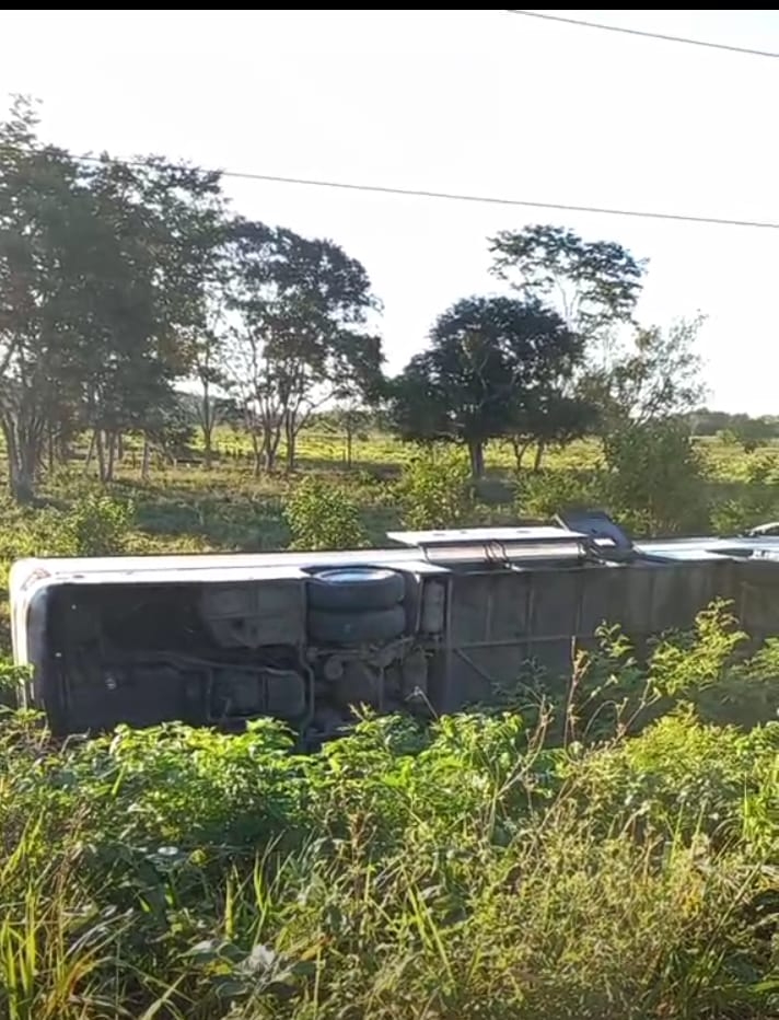 Viajaban alrededor de 60 pasajeros rumbo a Cancún