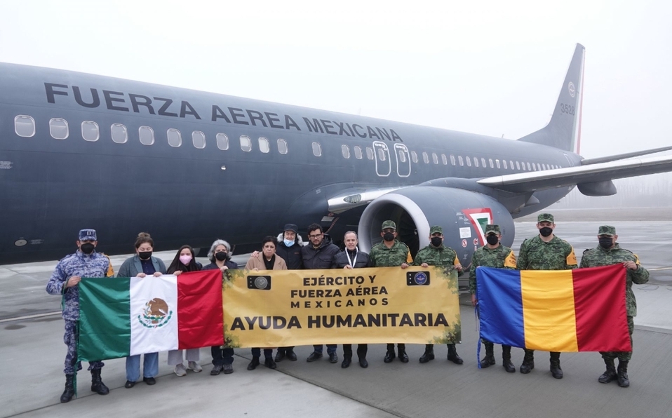 El mandatario no descartó enviar también un vuelo a Rusia para evacuar a los connacionales que se encuentran en ese país.