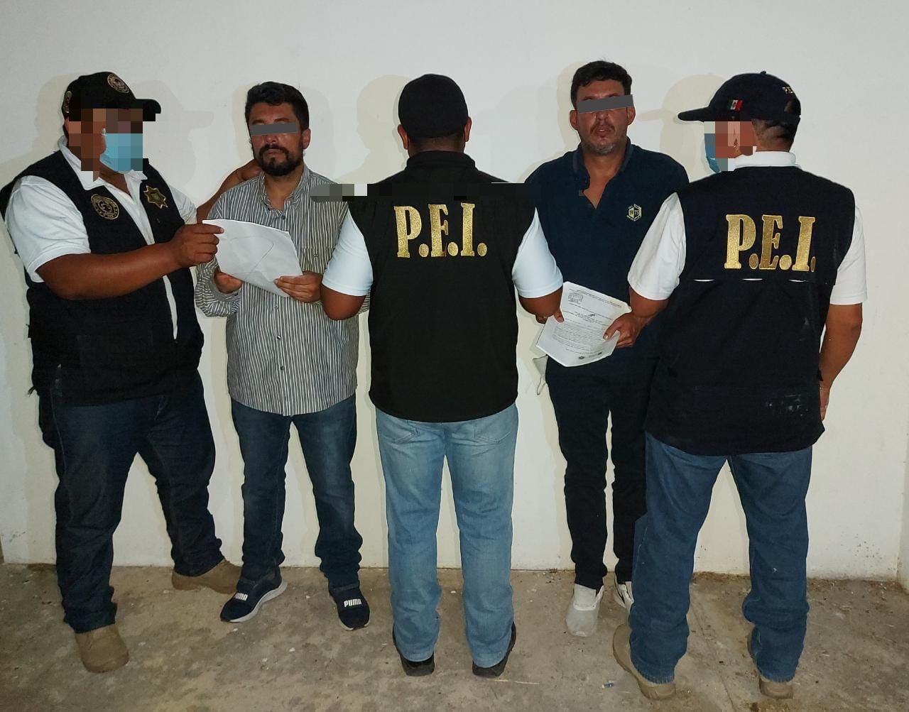 El viernes pasado, los apresados irrumpieron en un domicilio, en el Oriente de Mérida, de donde se llevaron dinero y alhajas
