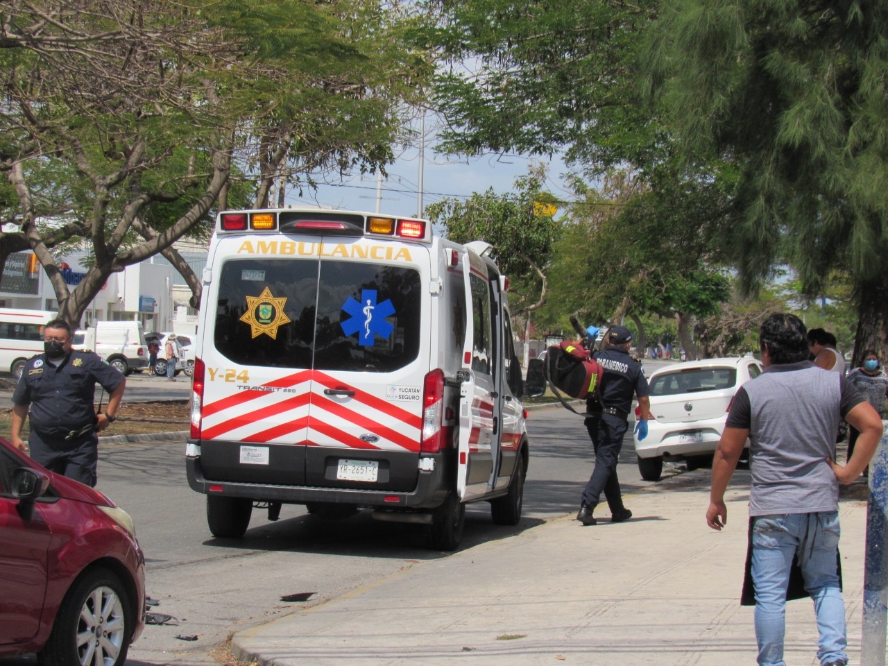 Al lugar llegaron paramédicos de la Secretaría de Seguridad Pública