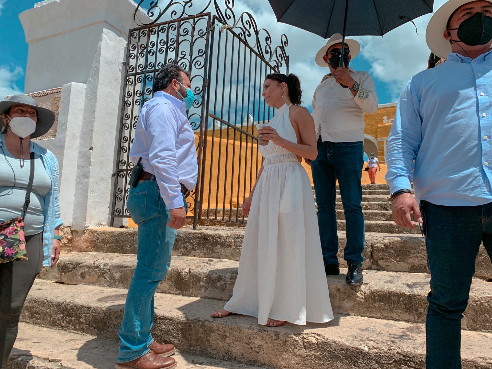 Longoria continúa su estancia en Yucatán