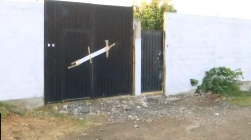El domicilio de la failia asesinada en Tultepec quedó a resguardo de las autoridades El domicilio de la failia asesinada en Tultepec quedó a resguardo de las autoridades