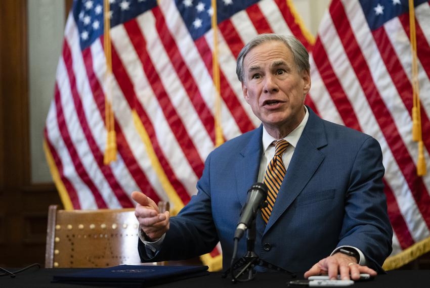 Greg Abbott ha perseguido a los migrantes en Texas y ha tenido diferencias con Joe Biden por su forma de gobernar Estados Unidos