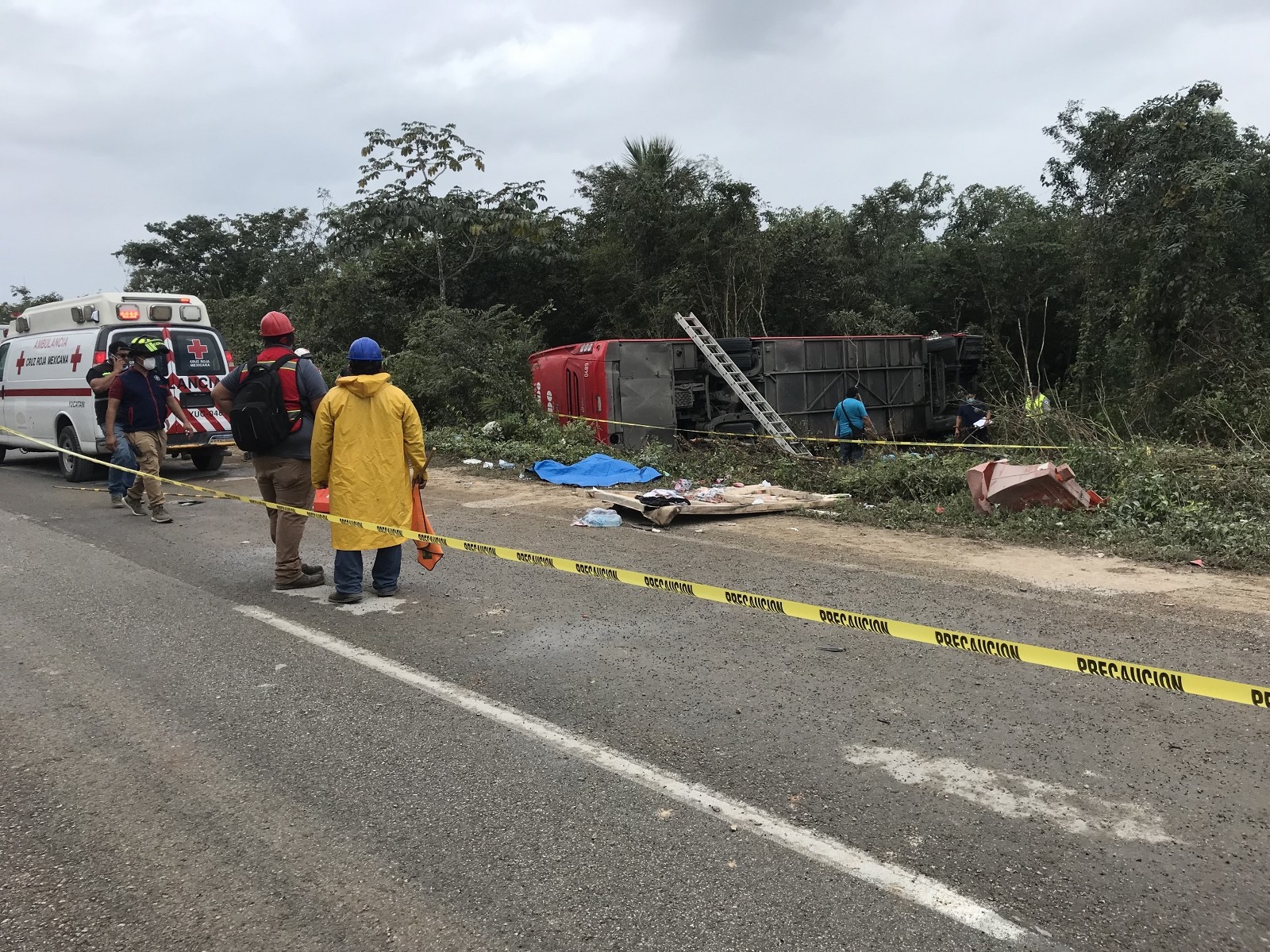 Entre los accidentes más sonados en lo que va del 2022, está la volcadura de un autobús de ADO en el municipio de Lázaro Cárdenas Entre los accidentes más sonados en lo que va del 2022, está la volcadura de un autobús de ADO en el municipio de Lázaro Cárdenas