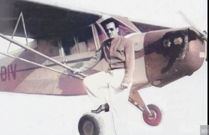 Pedro Infante mantuvo una vida muy activa y en todo momento persiguió sus pasiones, una de ellas era volar. Foto: Especial Pedro Infante mantuvo una vida muy activa y en todo momento persiguió sus pasiones, una de ellas era volar. Foto: Especial