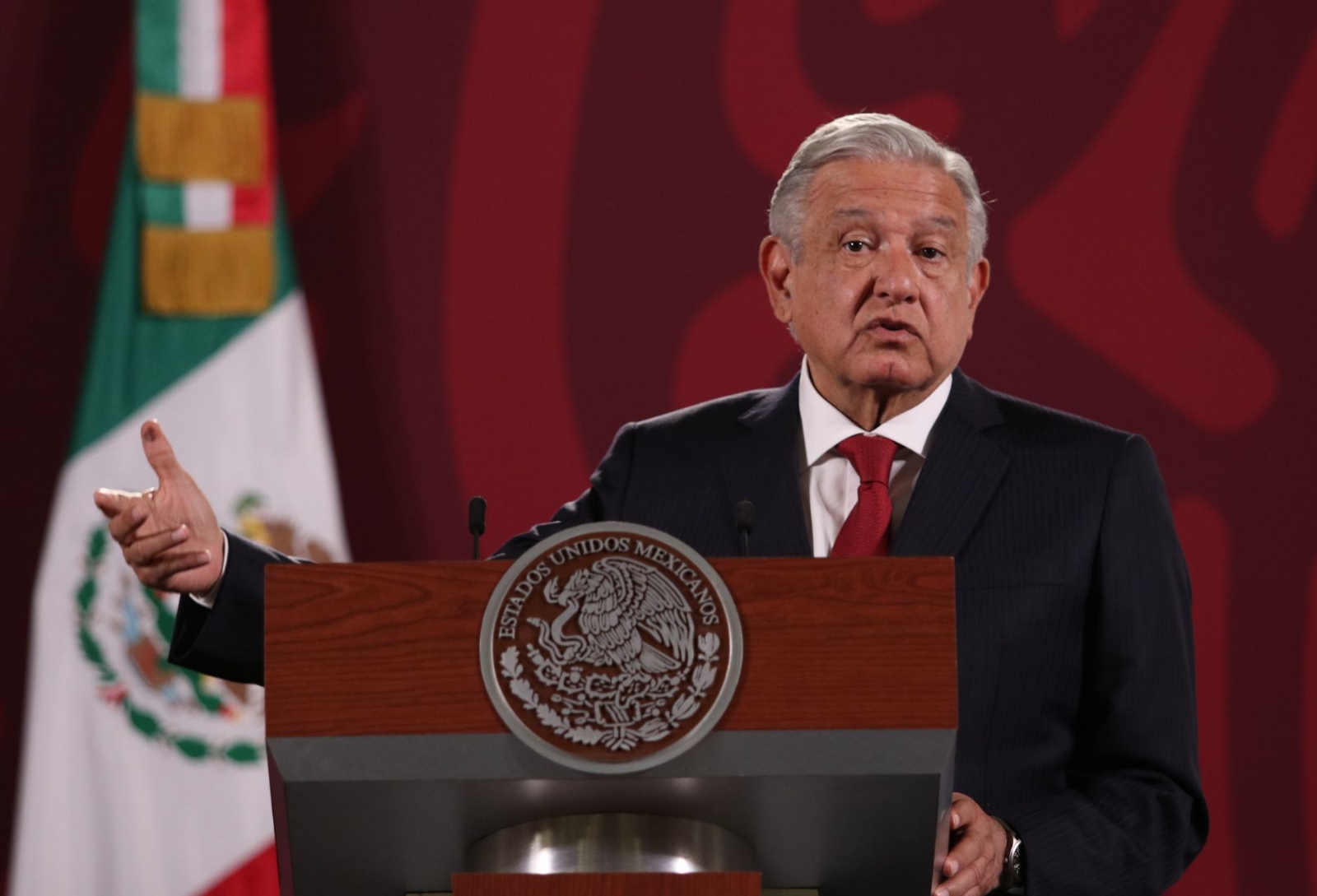 AMLO asegura que se ubicó como el segundo mandatario con mayor aprobación en el mundo AMLO asegura que se ubicó como el segundo mandatario con mayor aprobación en el mundo