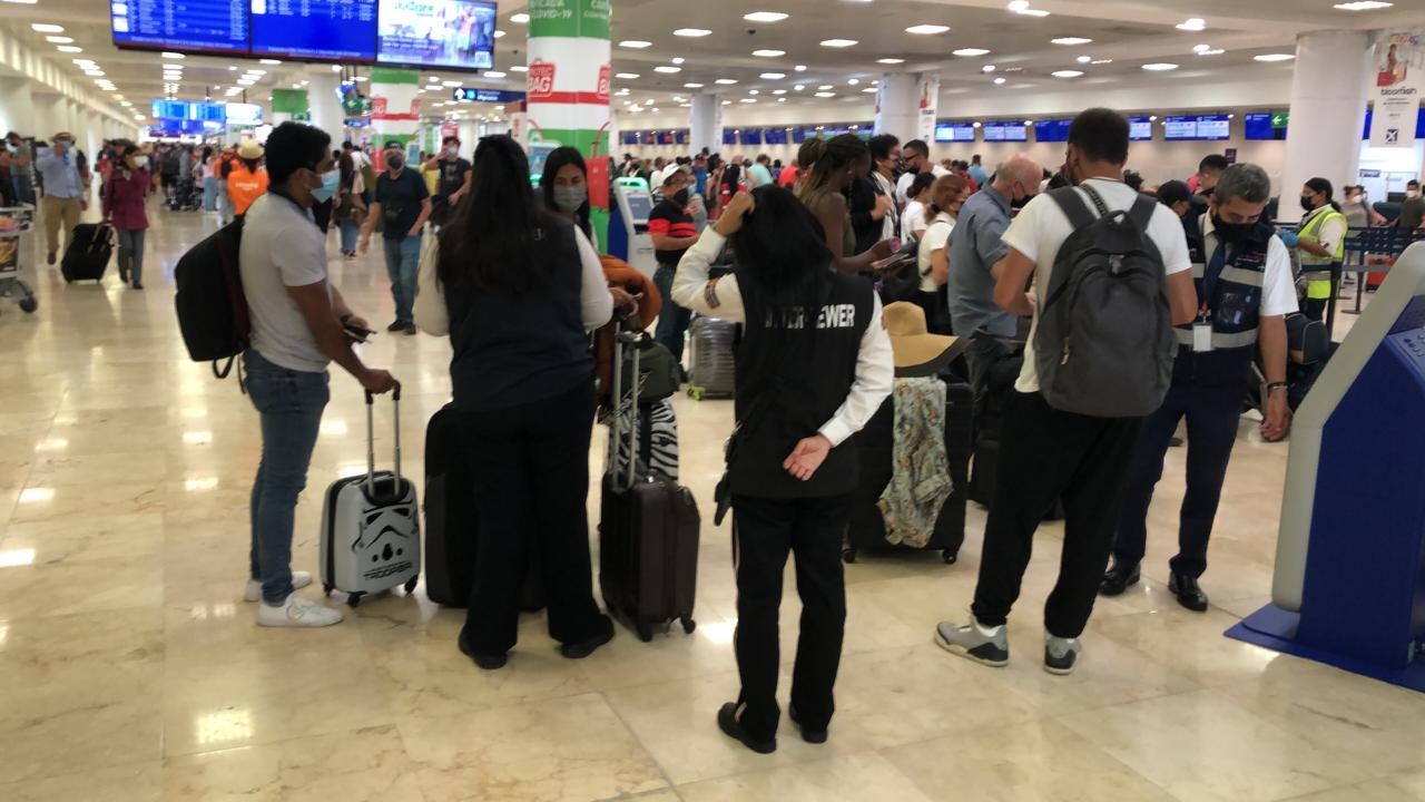 Dos vuelos fueron reprogramados en el Aeropuerto Internacional de Cancún, que tenían como destinos, ciudades de Colombia