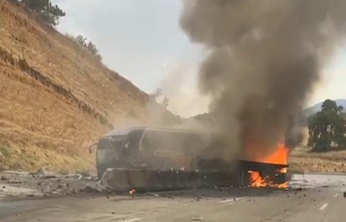 El incidente se dio en las inmediaciones de Ixtapaluca. Foto: Twitter