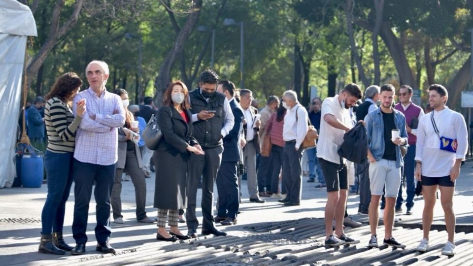 Este martes se inició con un leve sismo que se registró en Guerrero y los memes por parte de los usuarios en redes sociales no se hicieron esperar Este martes se inició con un leve sismo que se registró en Guerrero y los memes por parte de los usuarios en redes sociales no se hicieron esperar