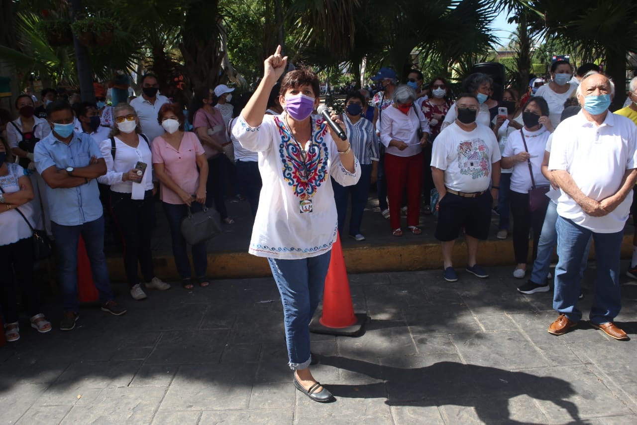 Los pensionados indicaron que temen por sus ingresos, y rechazan la reforma a la Ley del ISSTEY en la Entidad Los pensionados indicaron que temen por sus ingresos, y rechazan la reforma a la Ley del ISSTEY en la Entidad
