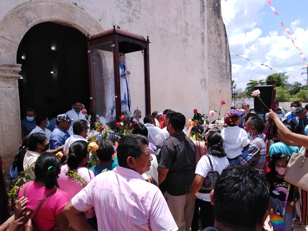 A los asistentes se le pidió respetar las medidas sanitarias contra el COVID-19