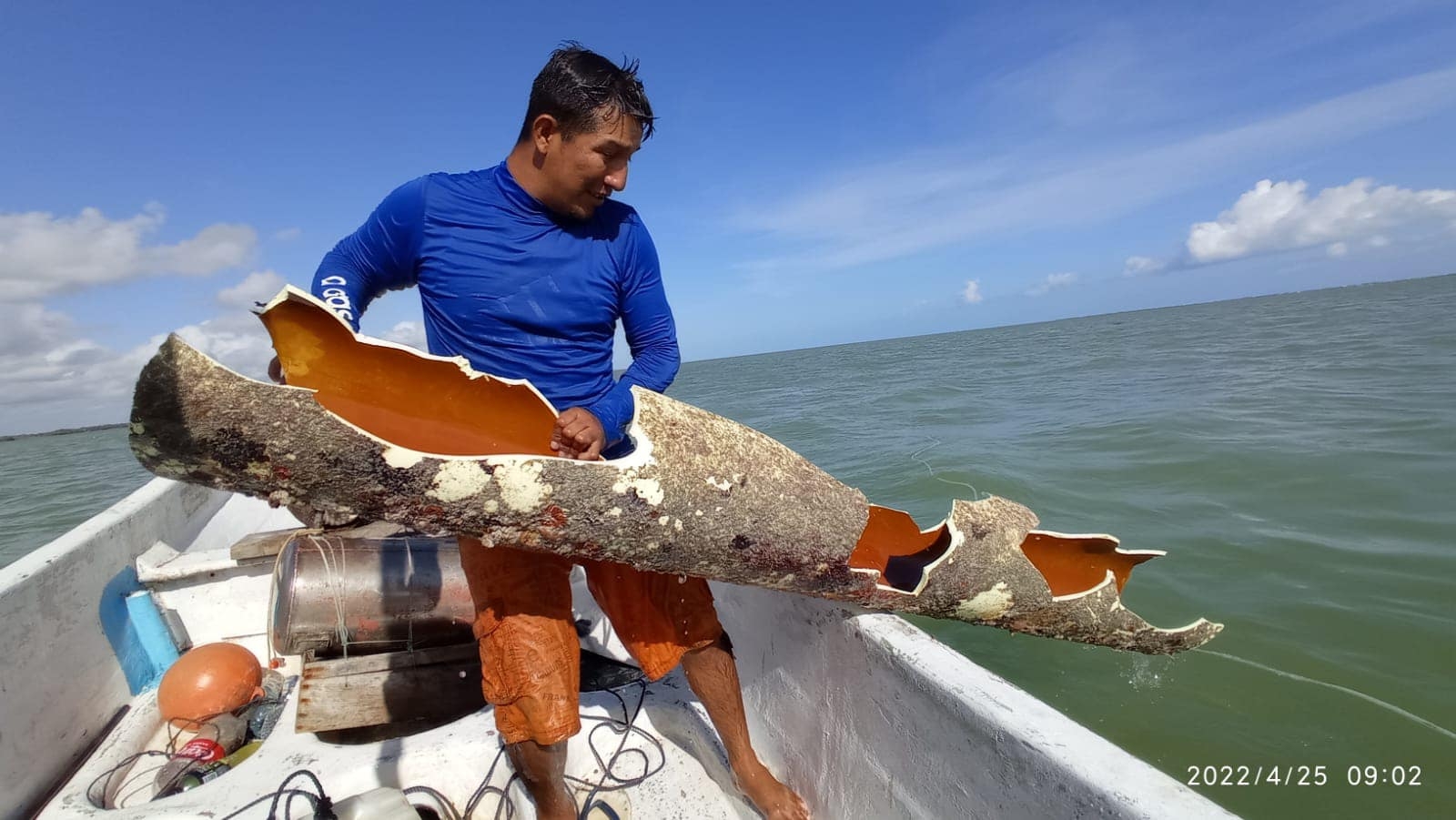Uno de los tubos que lleva el agua potable a Holbox se quebró, por lo que en este 25 de abril. sus habitantes deberán racionar sus reservas