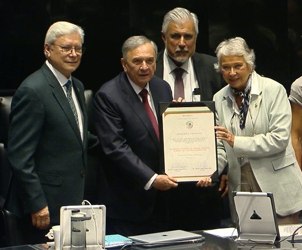 Varios senadores criticaron su nombramiento como Embajador