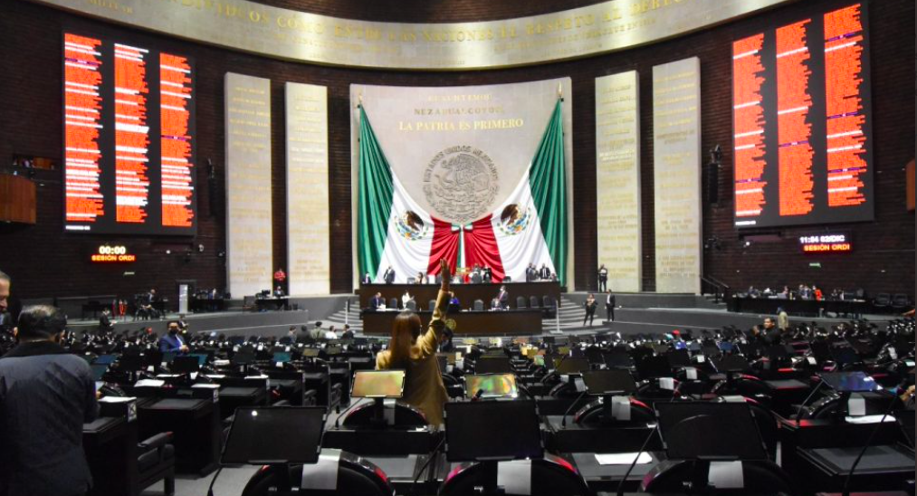En la Cámara de Diputados, se acordó bajar la discusión para eliminar el horario de verano; fue reprogramada para este jueves
