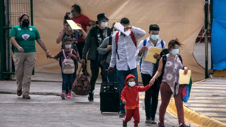 Joe Biden y AMLO tratarán de coordinar este viernes una respuesta al esperado aumento de migrantes en la frontera con el fin del título 42, Joe Biden y AMLO tratarán de coordinar este viernes una respuesta al esperado aumento de migrantes en la frontera con el fin del título 42,