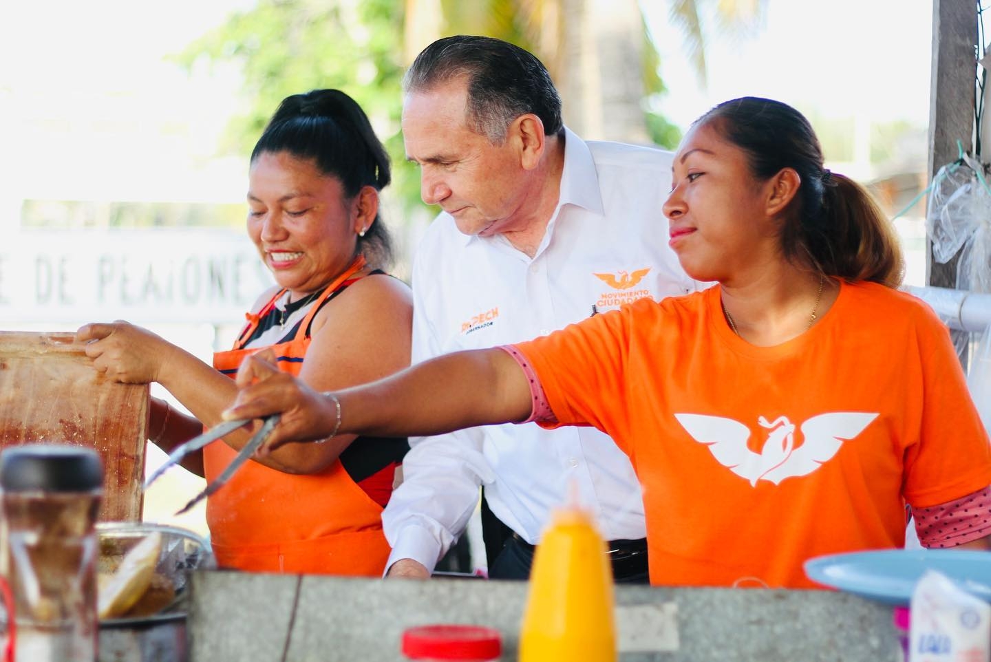 El candidato realizará una caminata previa a llegar a su evento en la Fuente del Pescador