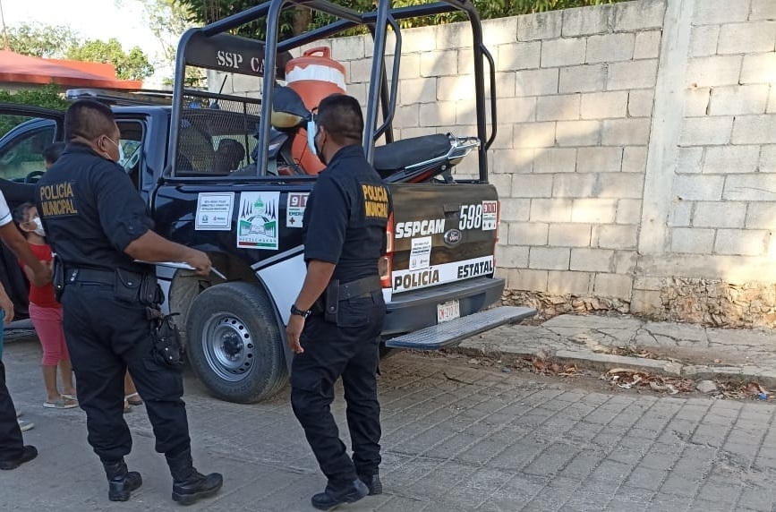 La motocicleta quedó bajo resguardo de los elementos policiacos La motocicleta quedó bajo resguardo de los elementos policiacos