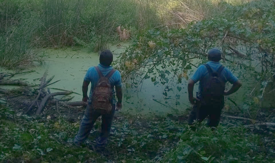En el operativo para encontrar al hombre de la tercera edad participan policías, bomberos y campesinos de la comunidad