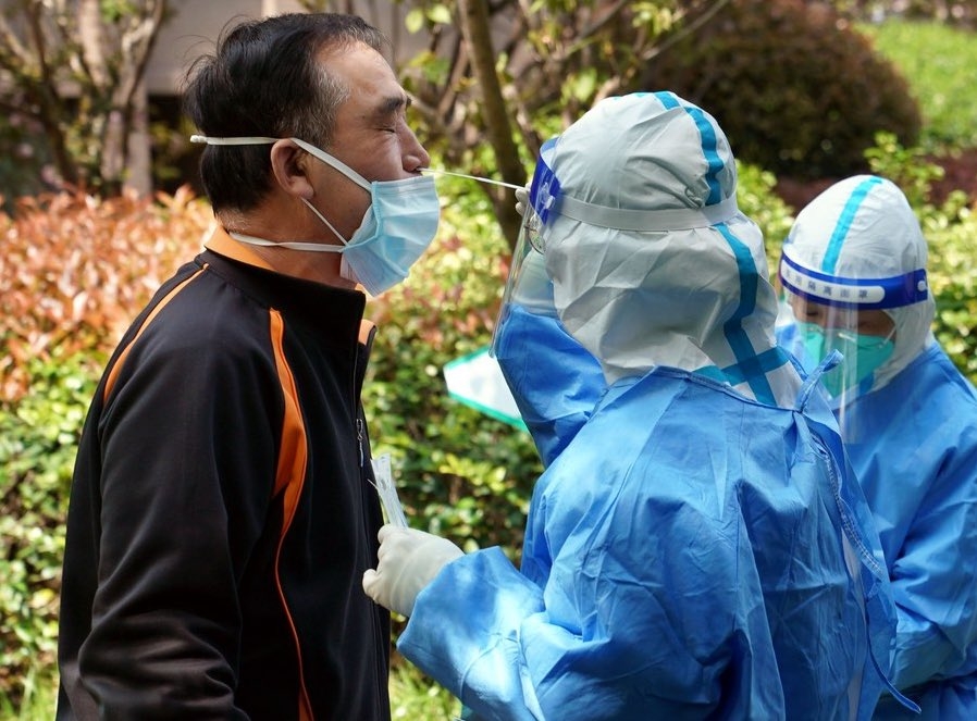 China sufre por alimentos ante confinamiento de 25 millones de personas por COVID-19