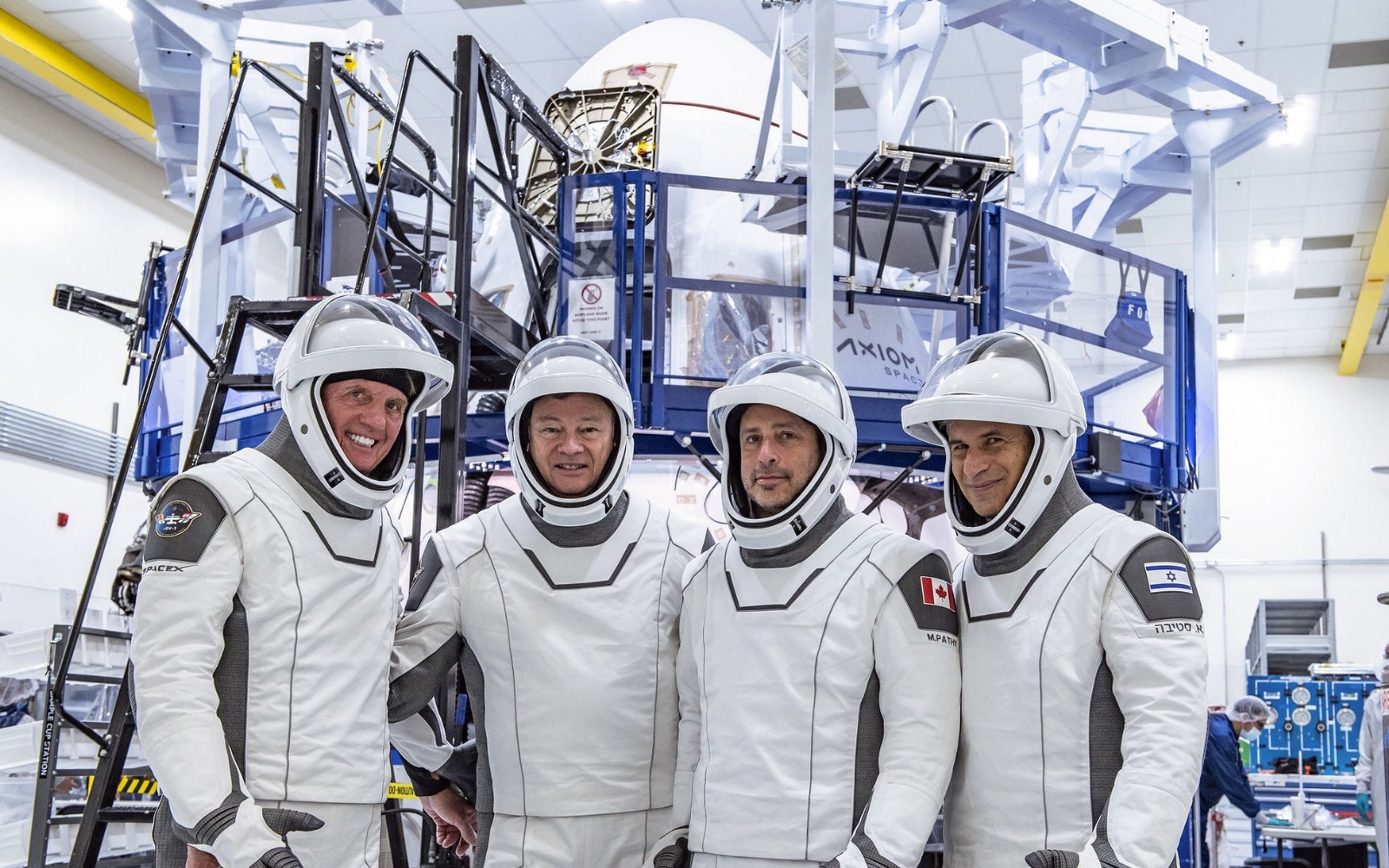 Los pilotos de SpaceX estarán en a Estación Espacial Internacional durante ocho días antes de volver a la tierra Los pilotos de SpaceX estarán en a Estación Espacial Internacional durante ocho días antes de volver a la tierra