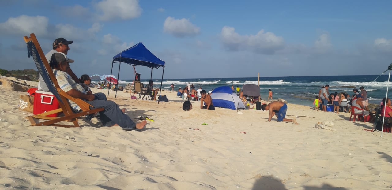 Resaltaron la importancia de no obstaculizar accesos a las playas para que en caso de emergencia Resaltaron la importancia de no obstaculizar accesos a las playas para que en caso de emergencia