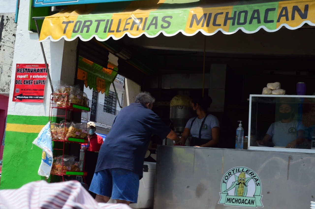 Diputada pide regularizar los negocios informales en Campeche