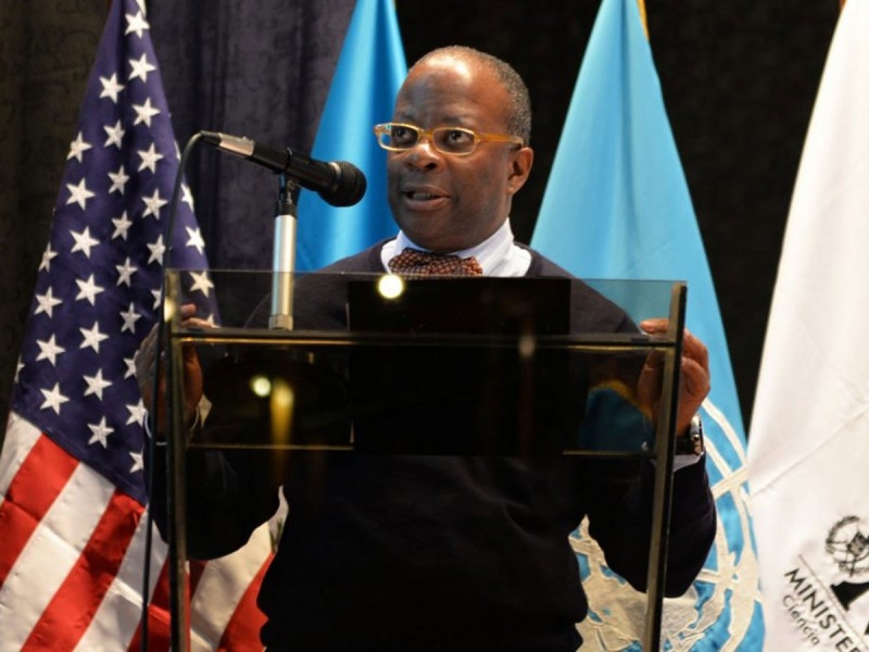 Todd D. Robinson abordará la necesidad de acciones bilaterales para prevenir la producción y comercio de drogas Todd D. Robinson abordará la necesidad de acciones bilaterales para prevenir la producción y comercio de drogas