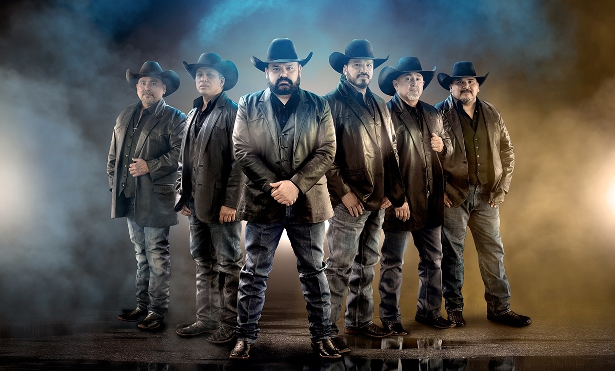 Intocable fue fundada a principios de la década de los 90