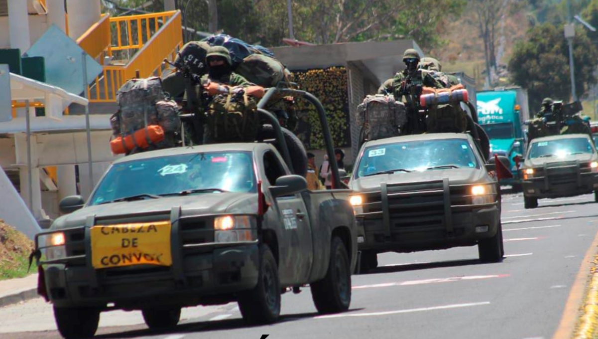 Por la tarde, el convoy con 900 soldados arribó a Michoacán. Foto: @SEDENA_mx