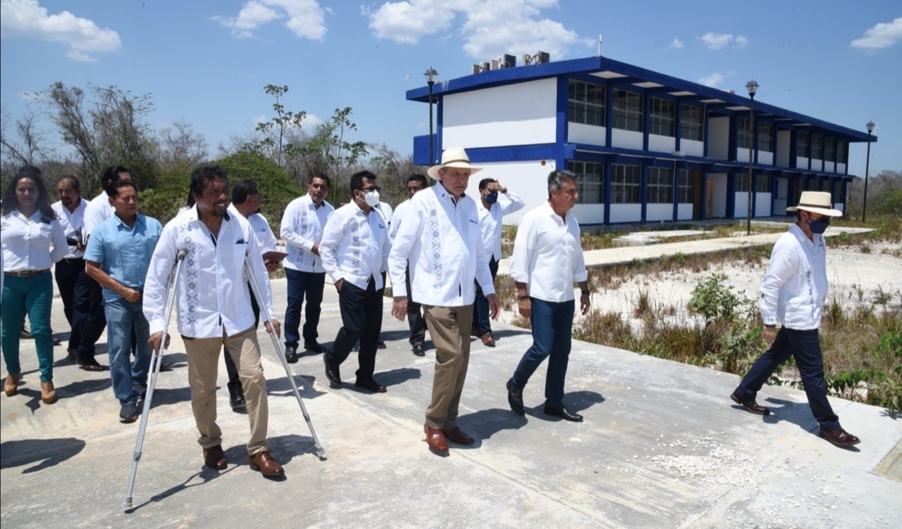 El director del Tecnológico de Campeche no ha desmentido ni confirmado los señalamientos El director del Tecnológico de Campeche no ha desmentido ni confirmado los señalamientos