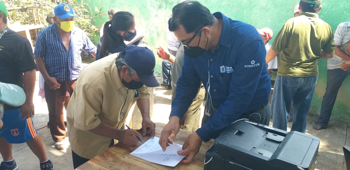 Tras varias quejas, ejidatarios lograr recibir el pago de las tierras usadas para el paso del Tren Maya Tras varias quejas, ejidatarios lograr recibir el pago de las tierras usadas para el paso del Tren Maya