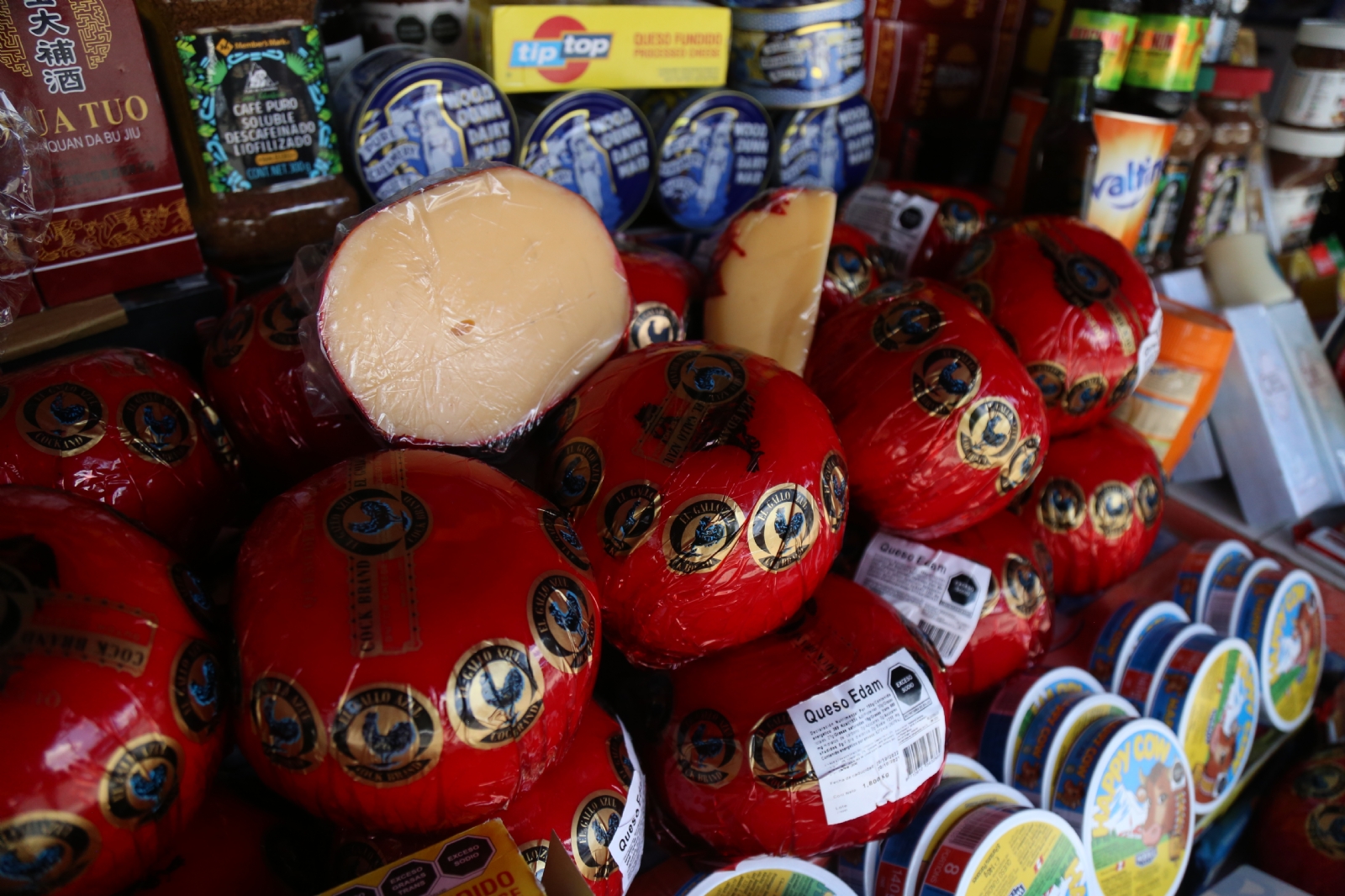 Ya se trabaja en el abastecimiento del queso de bola a nivel nacional