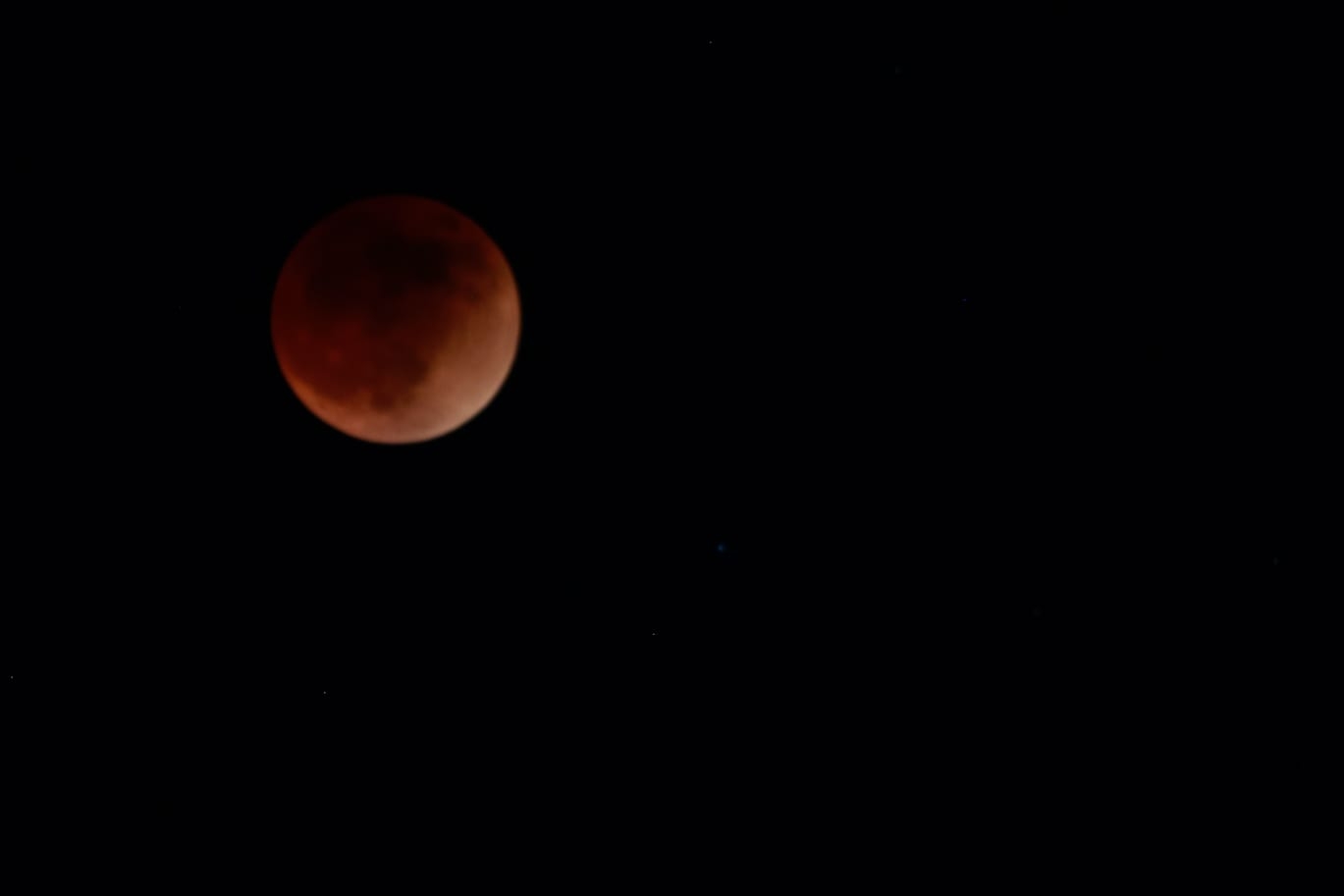 El Eclipse Lunar fue visto por miles de yucatecos