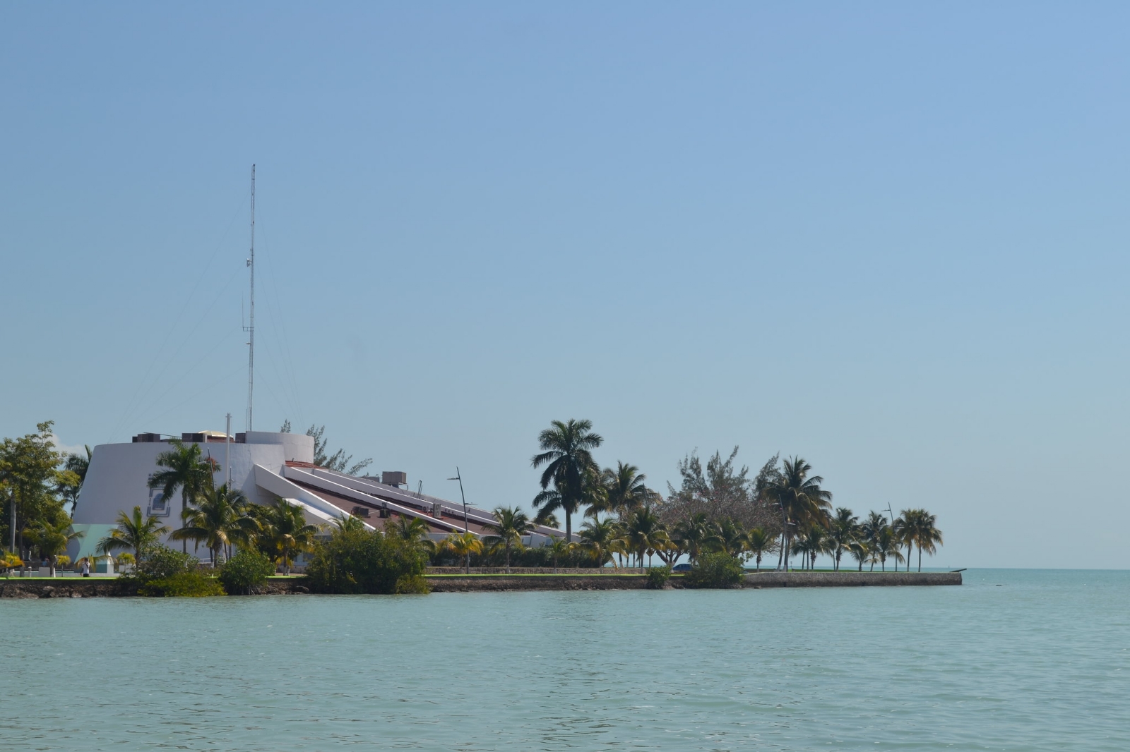 En las elecciones del 5 de junio se elegirá a diputados locales y al nuevo Jefe del Ejecutivo Estatal de Quintana Roo En las elecciones del 5 de junio se elegirá a diputados locales y al nuevo Jefe del Ejecutivo Estatal de Quintana Roo