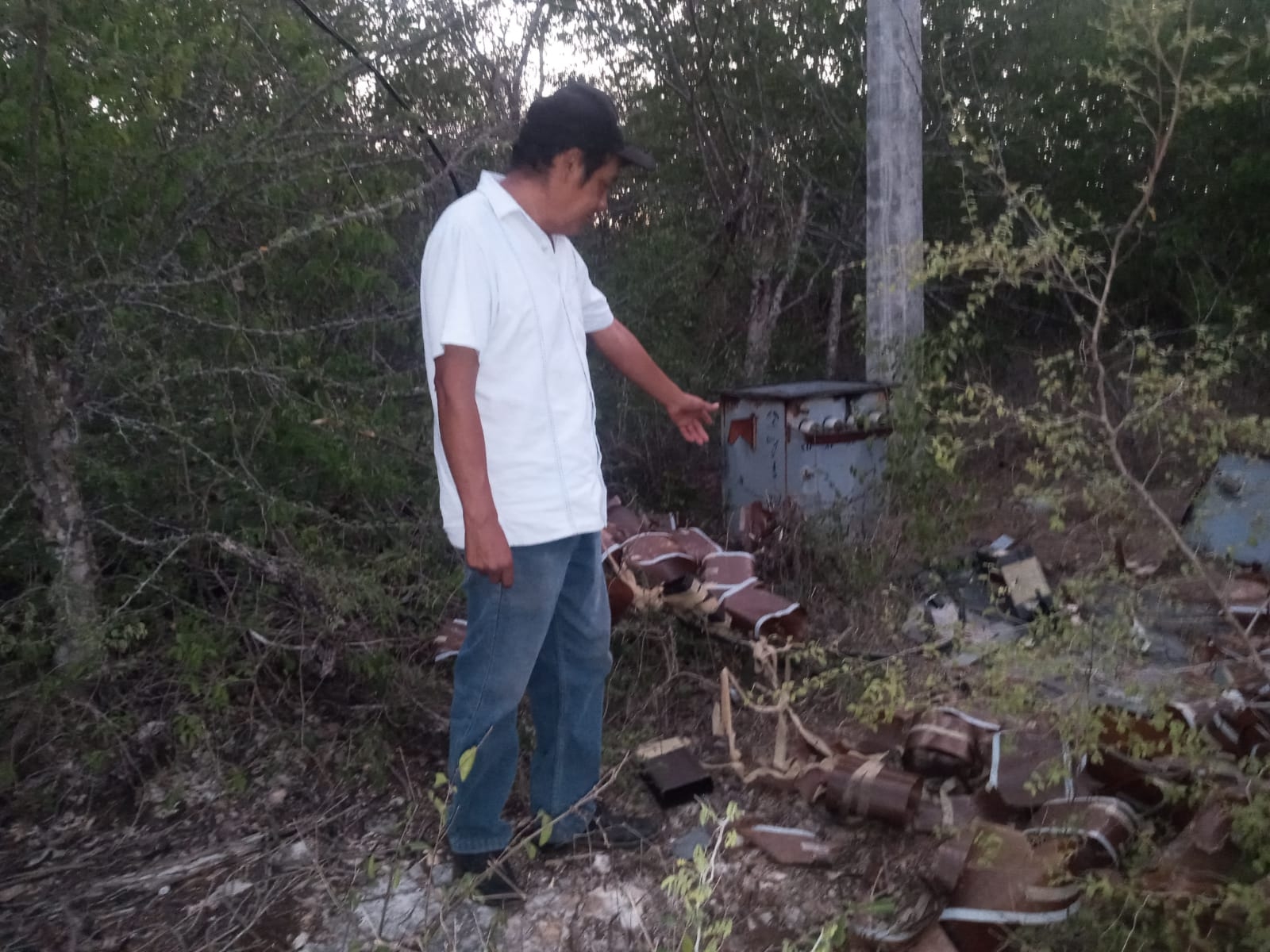 El cobre de un transformador de la CFE en Baca fue robado El cobre de un transformador de la CFE en Baca fue robado