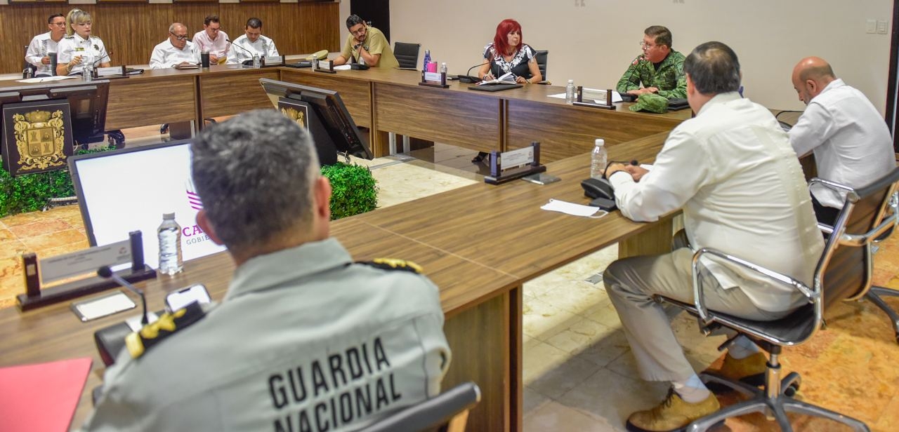 La gobernadora encabeza la reunión de seguridad del estado de Campeche La gobernadora encabeza la reunión de seguridad del estado de Campeche