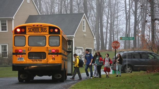 El conductor de un autobús escolar en Estados Unidos fue detenido por agredir sexualmente a una menor El conductor de un autobús escolar en Estados Unidos fue detenido por agredir sexualmente a una menor