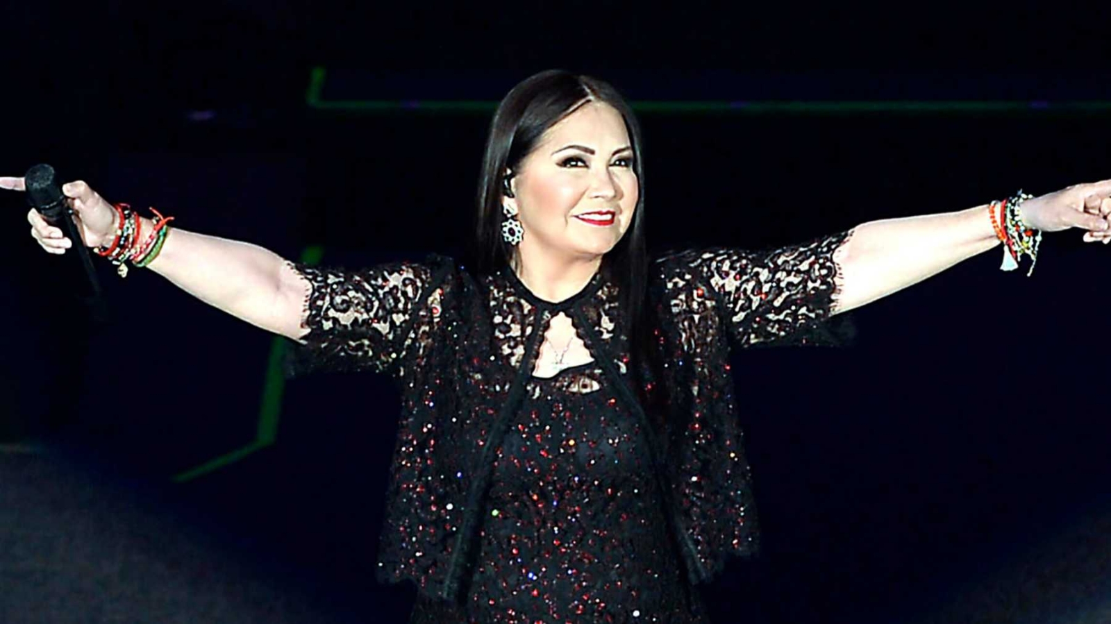 Ana Gabriel estaría rompiendo el silencio sobre su vida privada