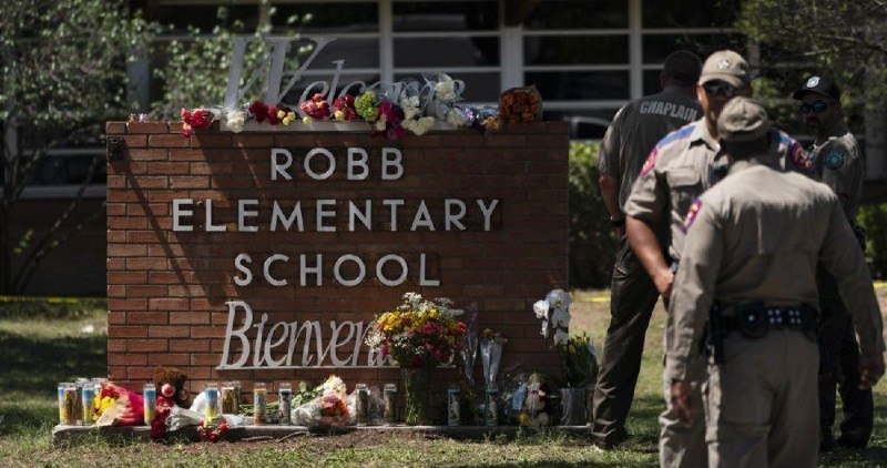 La madre del tirador de la primaria en Uvalde, Texas, dijo que su hijo no era un monstruo