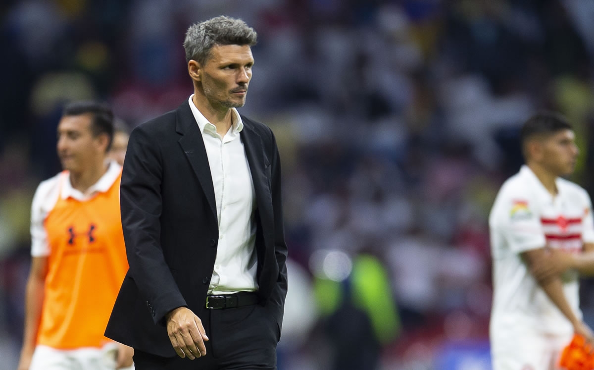 Fernando ‘Tano’ Ortiz asumió su papel como timonel del primer equipo hacia la jornada 9 del torneo en sustitución de Santiago Solari Fernando ‘Tano’ Ortiz asumió su papel como timonel del primer equipo hacia la jornada 9 del torneo en sustitución de Santiago Solari