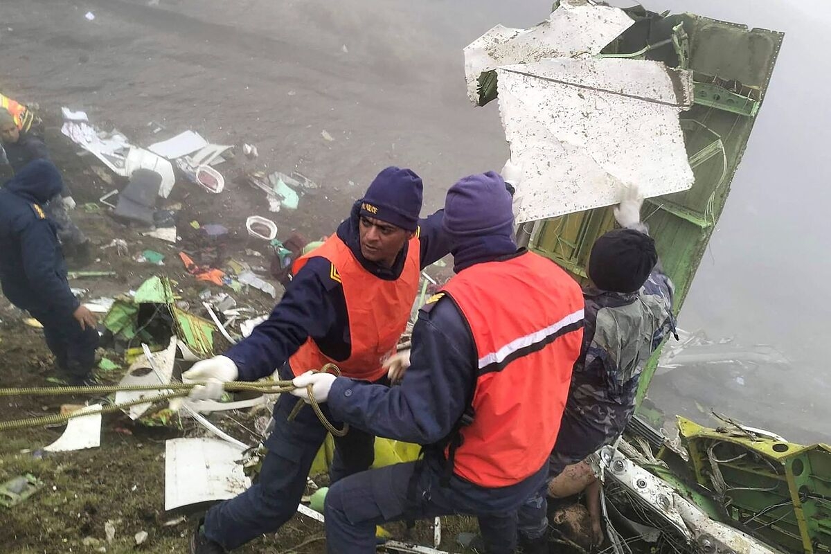 El accidente aéreo de Nepal ha dejado 21 muertos hasta ahora El accidente aéreo de Nepal ha dejado 21 muertos hasta ahora