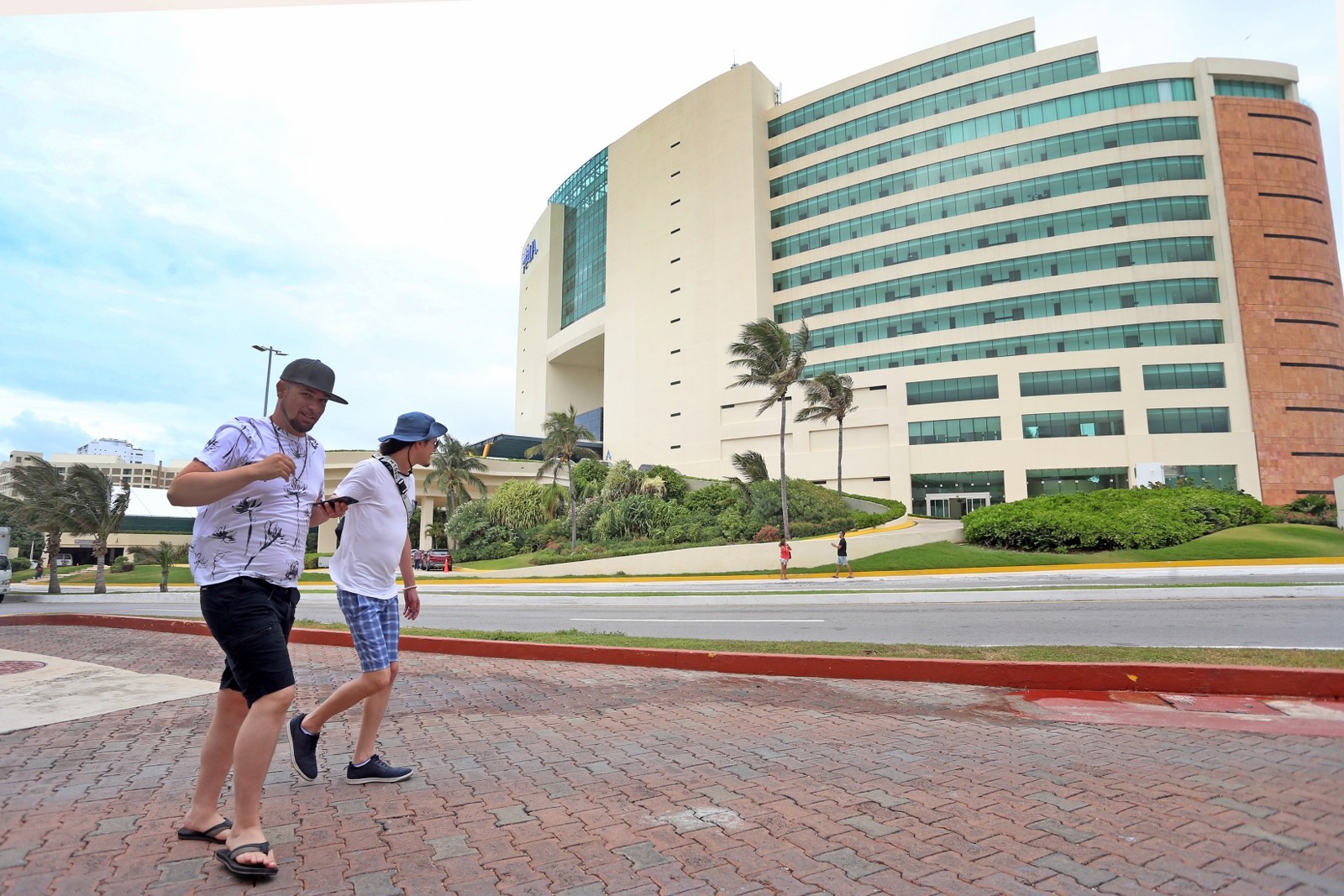 Los hoteleros de Cancún se niegan a contratar mano de obra inmigrante